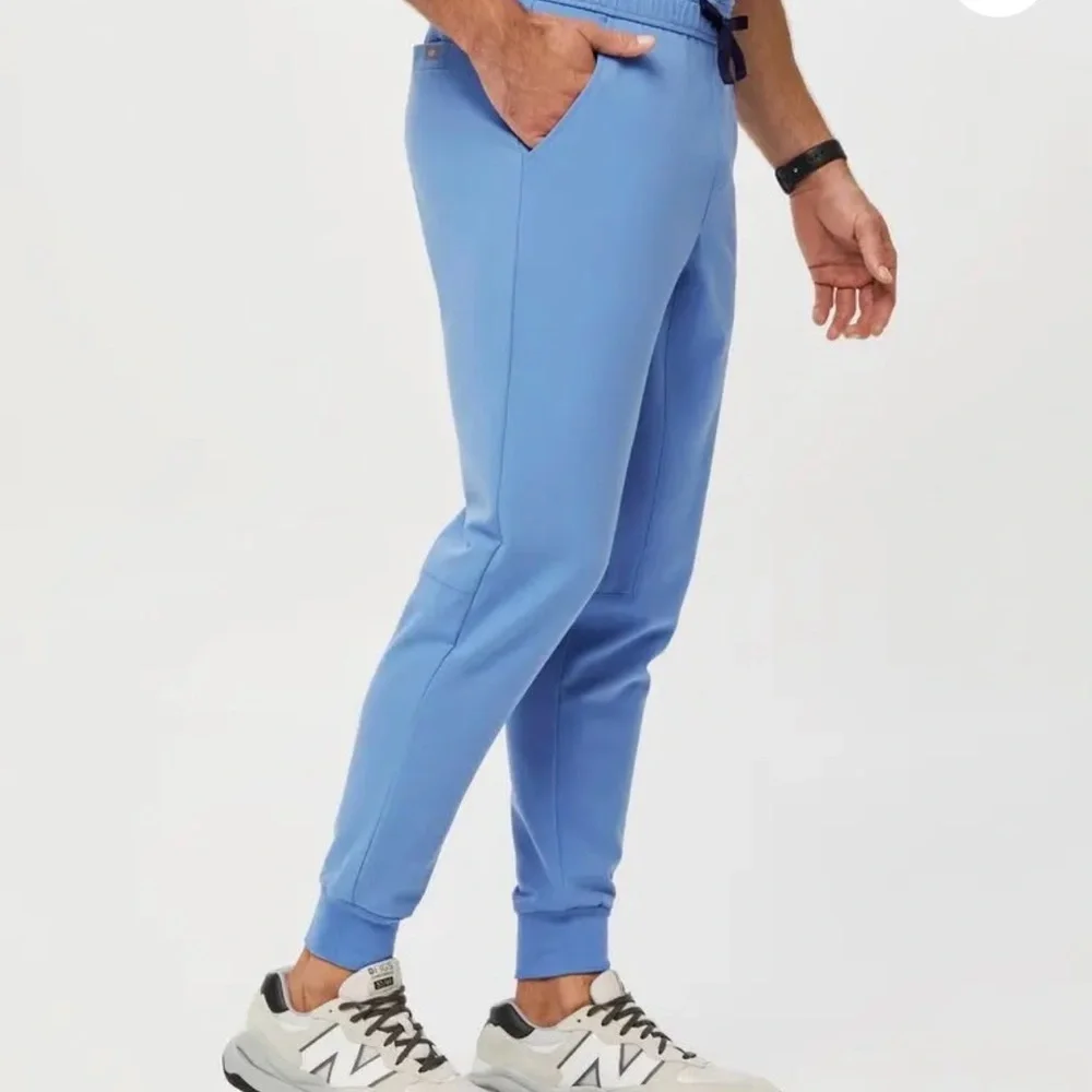 EUC FIGS Men’s Tansen Jogger Scrub Pants—Medium
